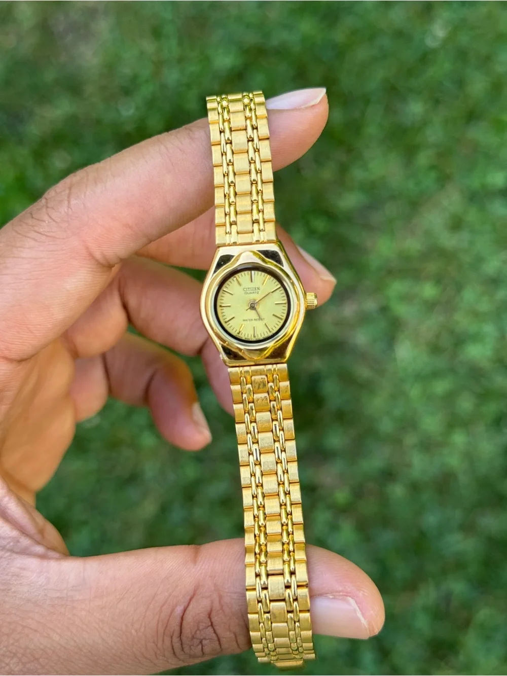 CITIZEN Gold Tone women’s Classic Petite Dress/Cocktail Watch, Quartz - Picture 8 of 8